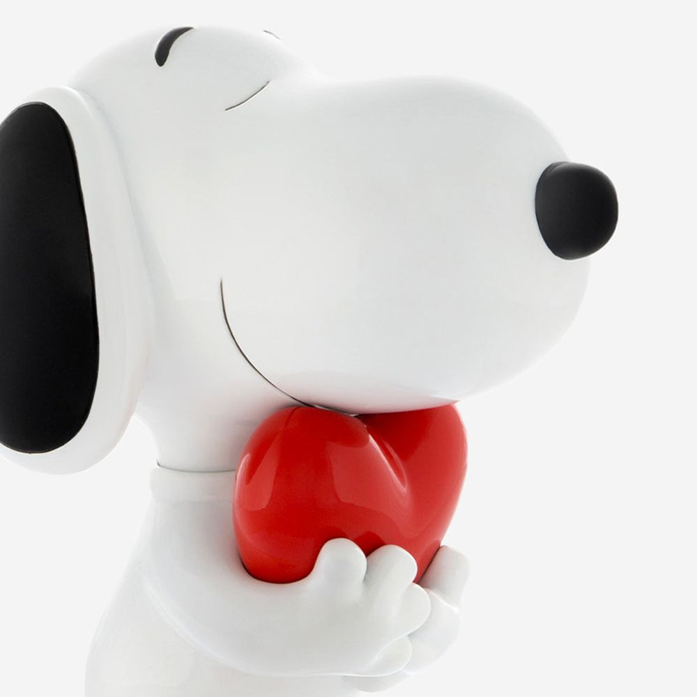 Snoopy 11" Figurine With Heart - White & Red