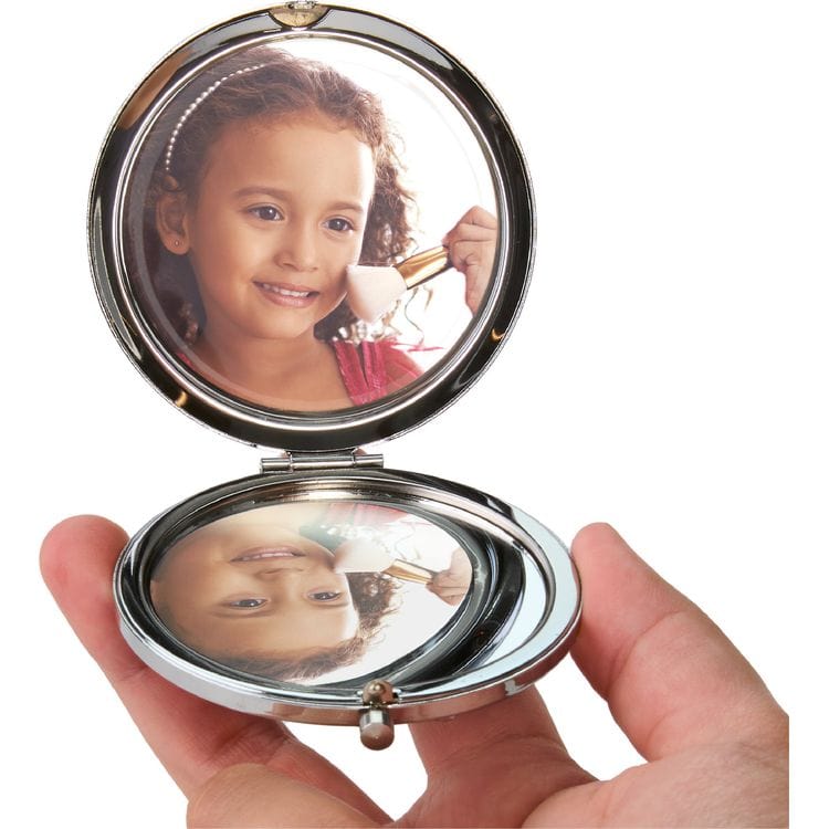 FAO Schwarz - 12 Piece Makeup Surprise Real Makeup Set - Fashion Activity and Roleplay