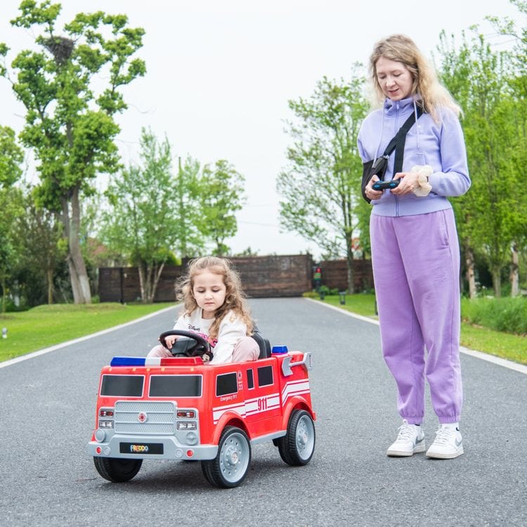 Freddo - 12V Freddo Firetruck 1-Seater Ride On - Outdoor