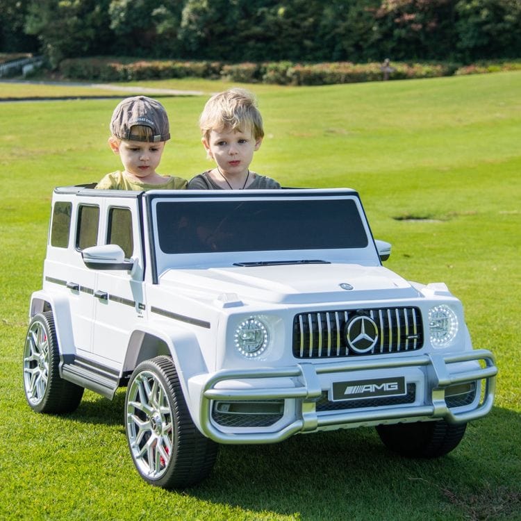 Freddo - 24V 4x4 Mercedes Benz G63 AMG 2 Seater Ride On Car - White - Outdoor