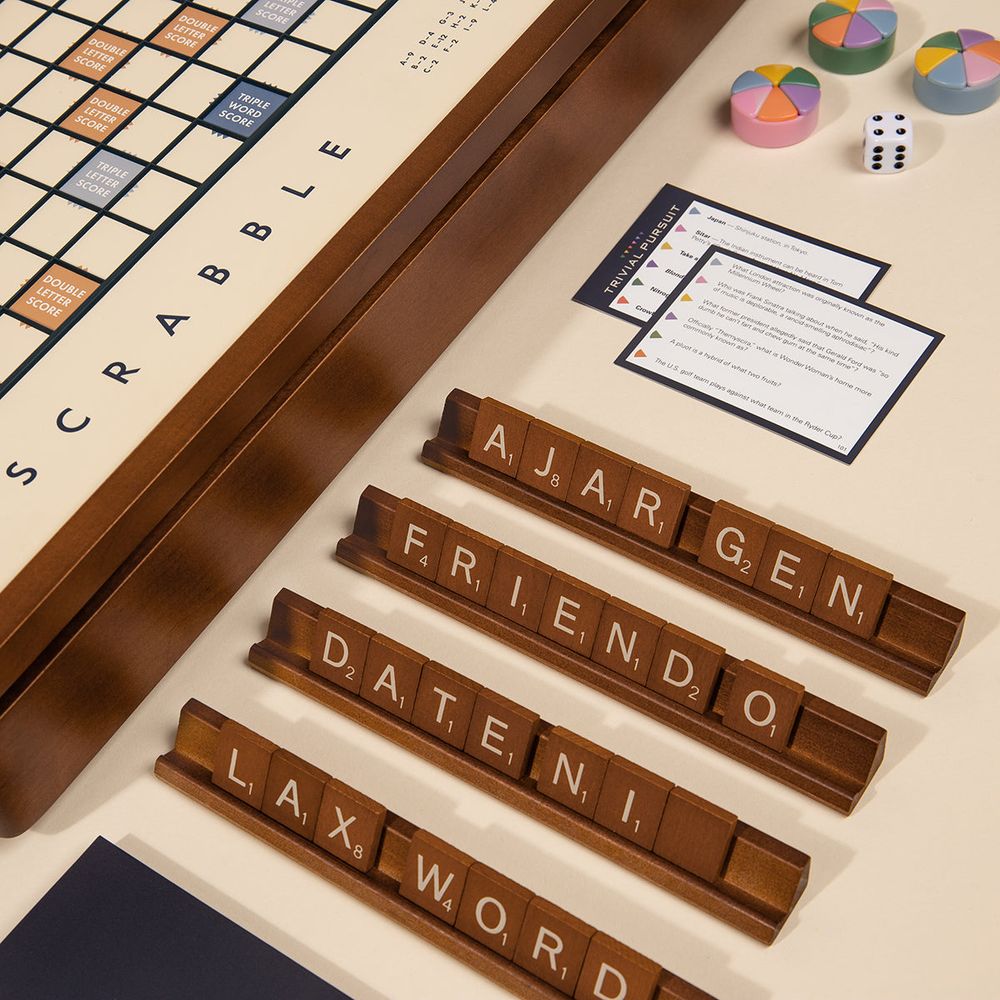 WS Game Company - 3-in-1 Premium Game Collection Scrabble Trivial Pursuit and Cribbage - Games