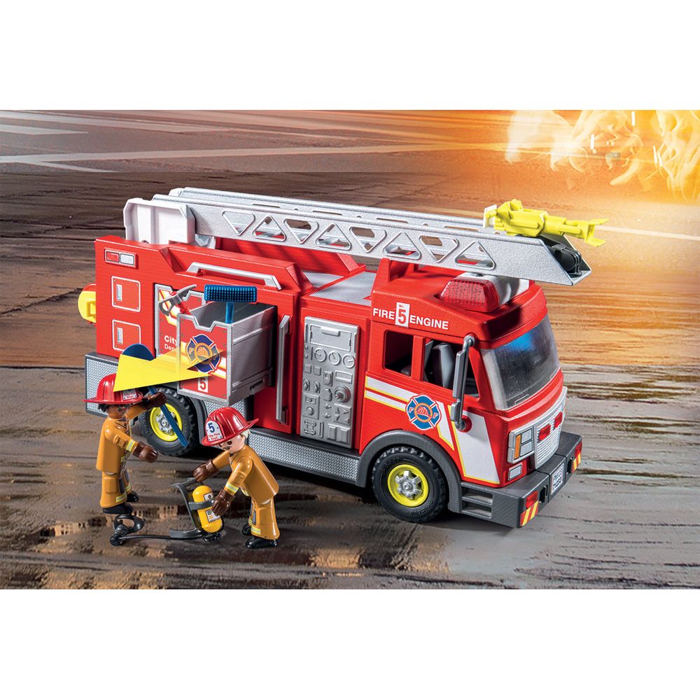 Fire Truck with Accessories and 2 Figures