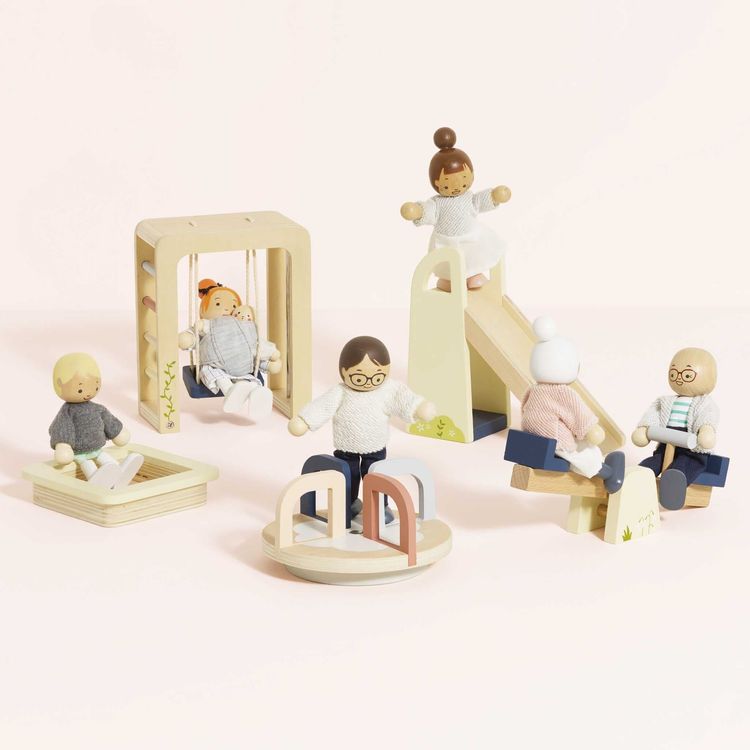 Le Toy Van - 5-Piece Wooden Dollhouse Outdoor Play Set - Dolls