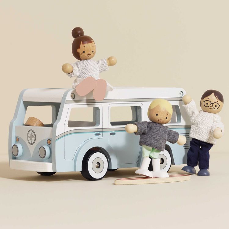 Le Toy Van - 7 Piece Dollhouse Family Wooden Dolls - Dolls