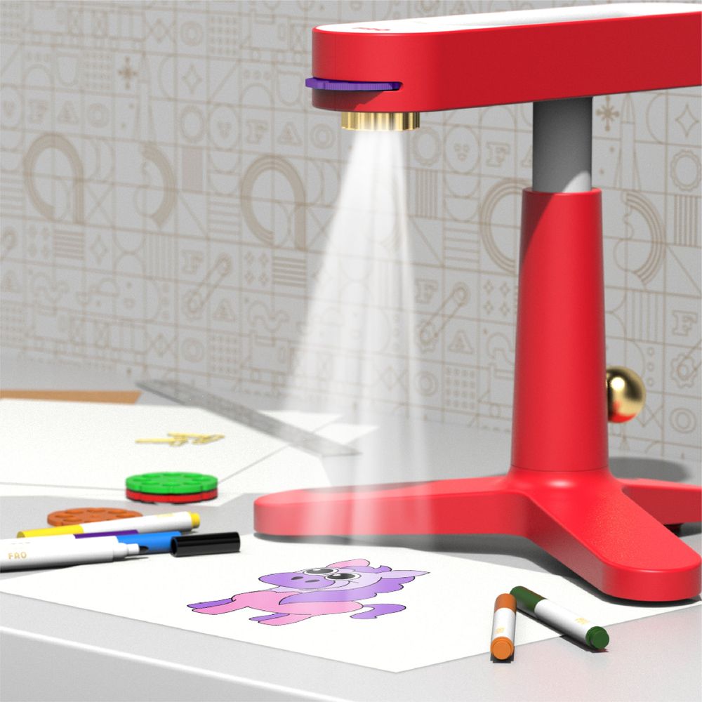 FAO Schwarz - Art Tracing Projector 34-Piece Set - Creativity