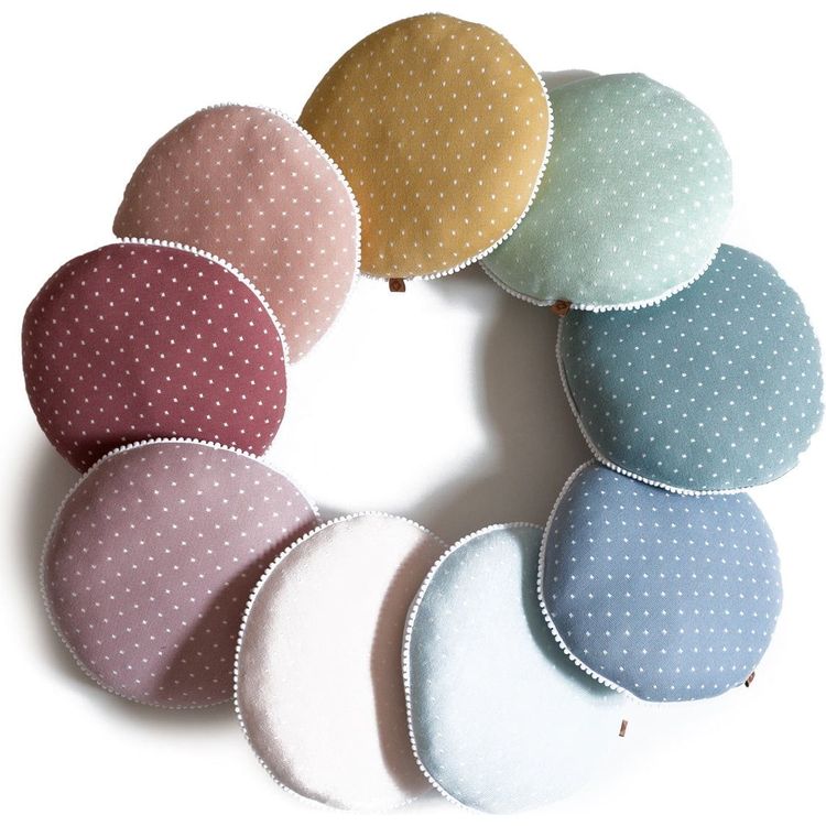 Rian Tricot - Circle Pillow - Ice - Room Decor