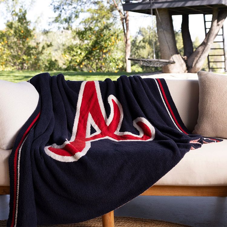 Barefoot Dreams - CozyChic Atlanta Braves Throw Blanket - Trend Accessories