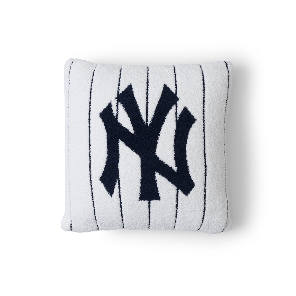 Barefoot Dreams - CozyChic New York Yankees Pillow - Trend Accessories