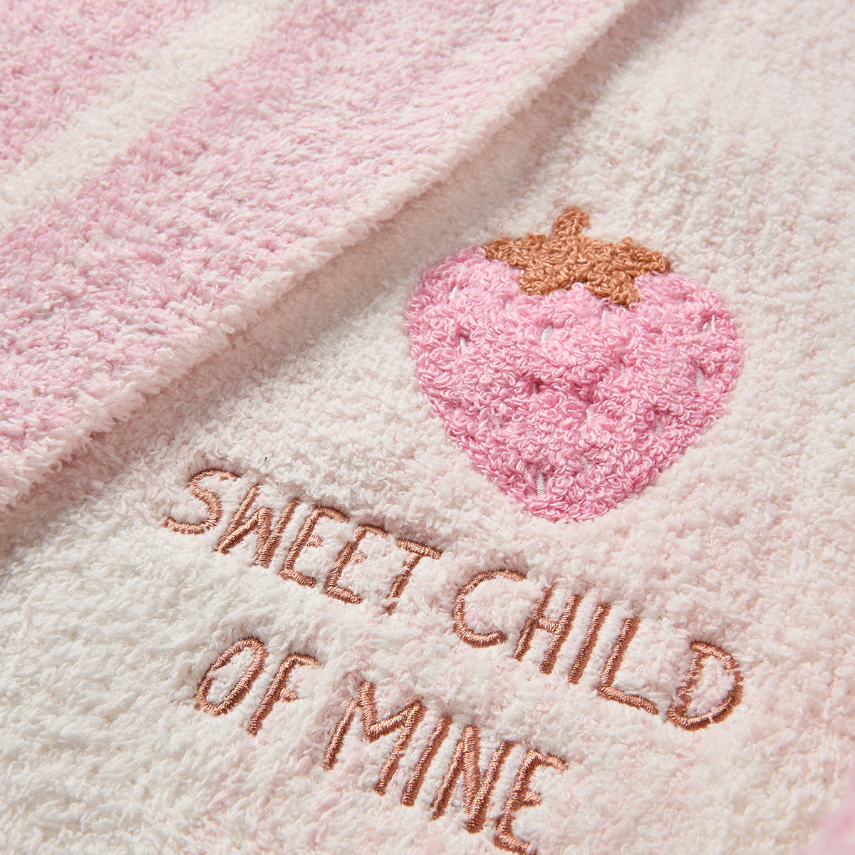 Barefoot Dreams - CozyChic Strawberry Stroller Blanket - Infants