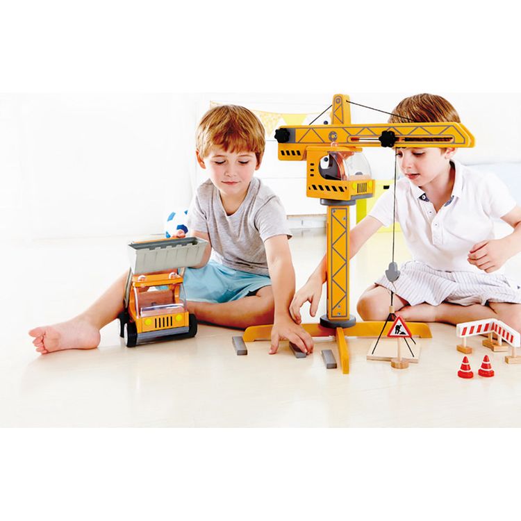 Hape - Crane Lift - Vehicles