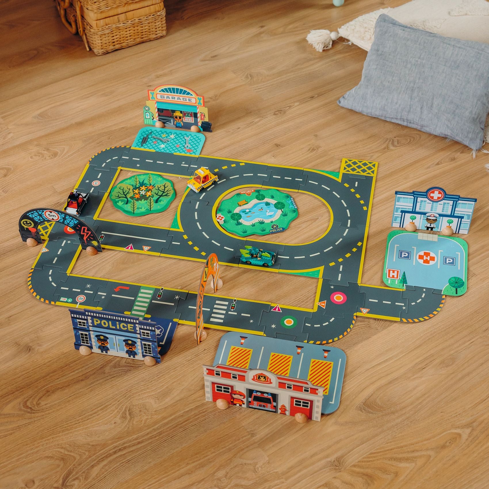 Crazy Motors Puzzle'Up Ville