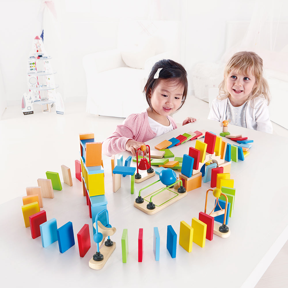 Hape - Dynamo Dominoes - Preschool