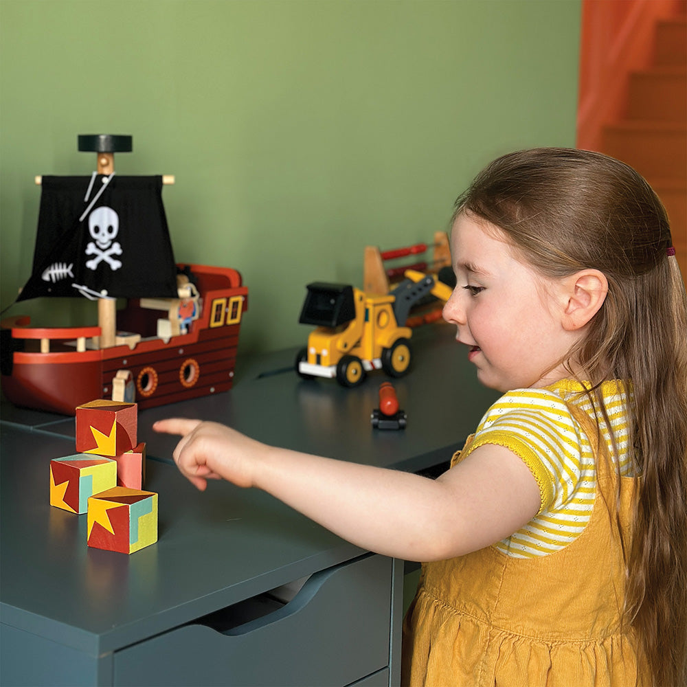 Mentari - Fishbones Pirate Ship - Preschool