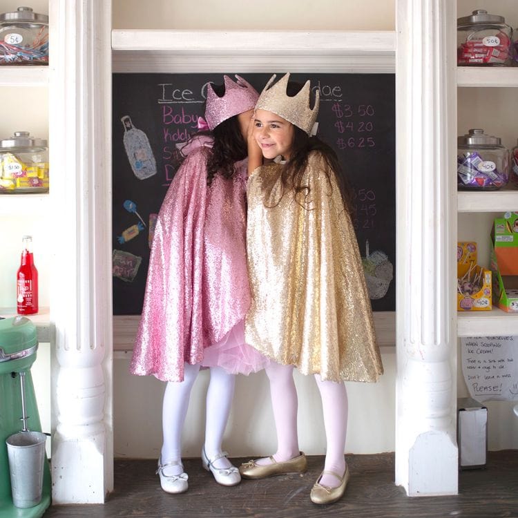 Great Pretenders - Gracious Gold Sequins Cape, Size 5-6 - Dress up