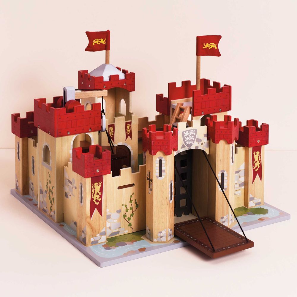 Le Toy Van - Lionheart Castle - Preschool