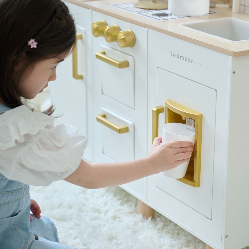 Teamson Kids - Little Chef Hampton Wooden Play Kitchen with Ice Dispenser & Sink - White - Preschool