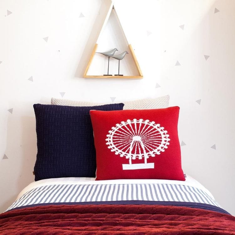 Rian Tricot - London Eye Pillow - Room Decor