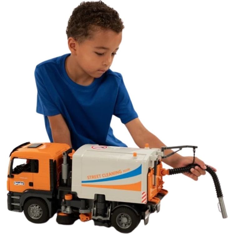 Bruder - MAN TGS Street Sweeper - Vehicles