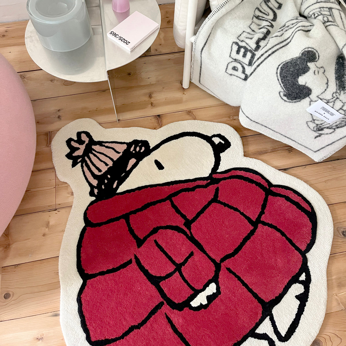 Snoopy Puffer Jacket Rug - Red