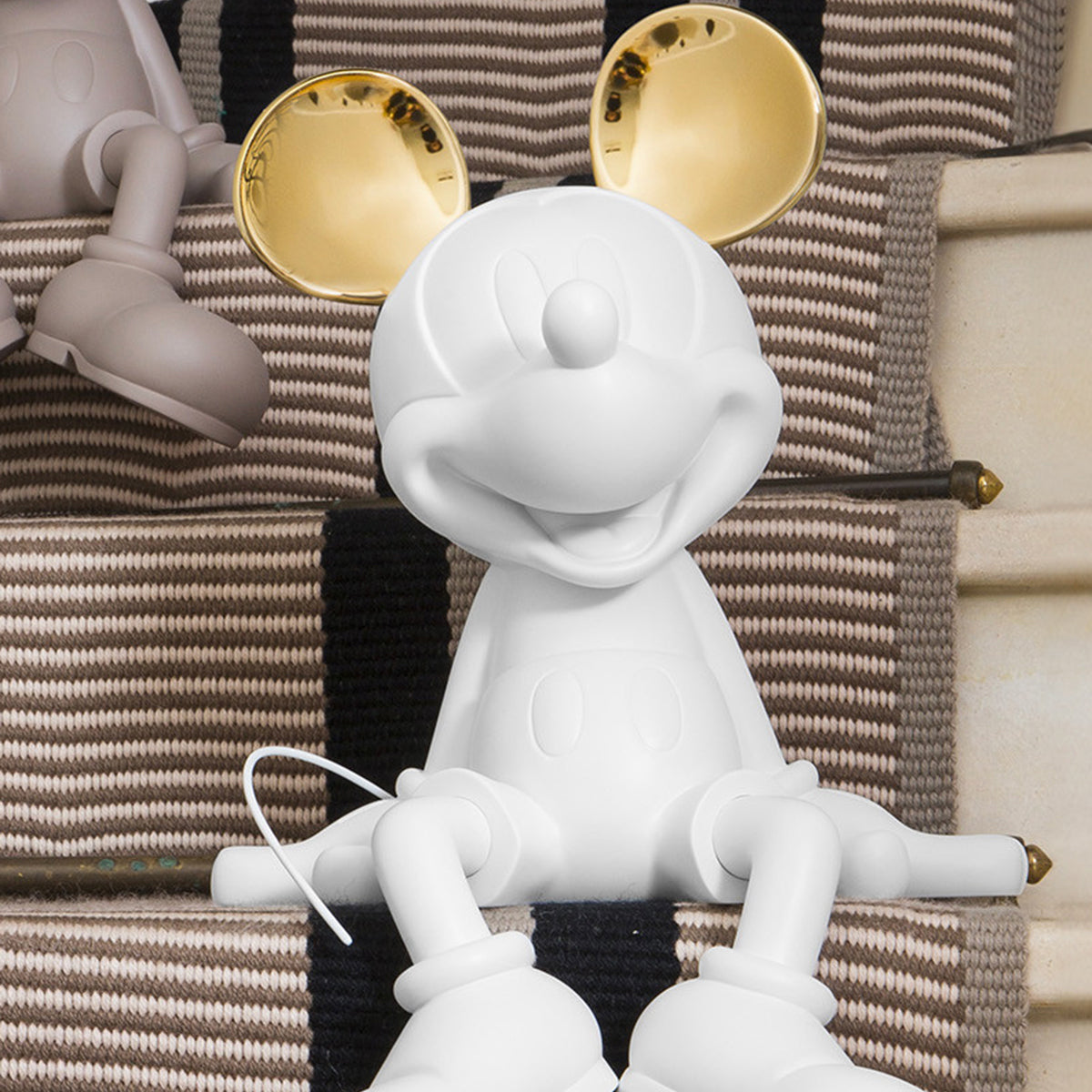 Leblon Delienne - Mickey Mouse Take 2 White & Gold Figure - 19" - Collectibles