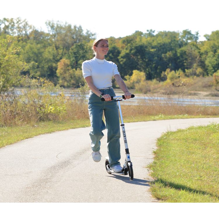 Micro Kickboard - Micro Classic Scooter - Matte Silver - Outdoor