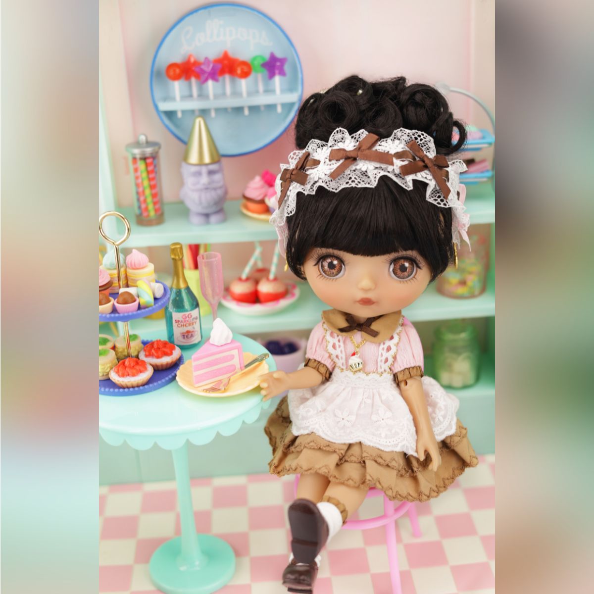 Mori Lolli - Mori Lolli - Milk Chocolate Café Doll - Dolls