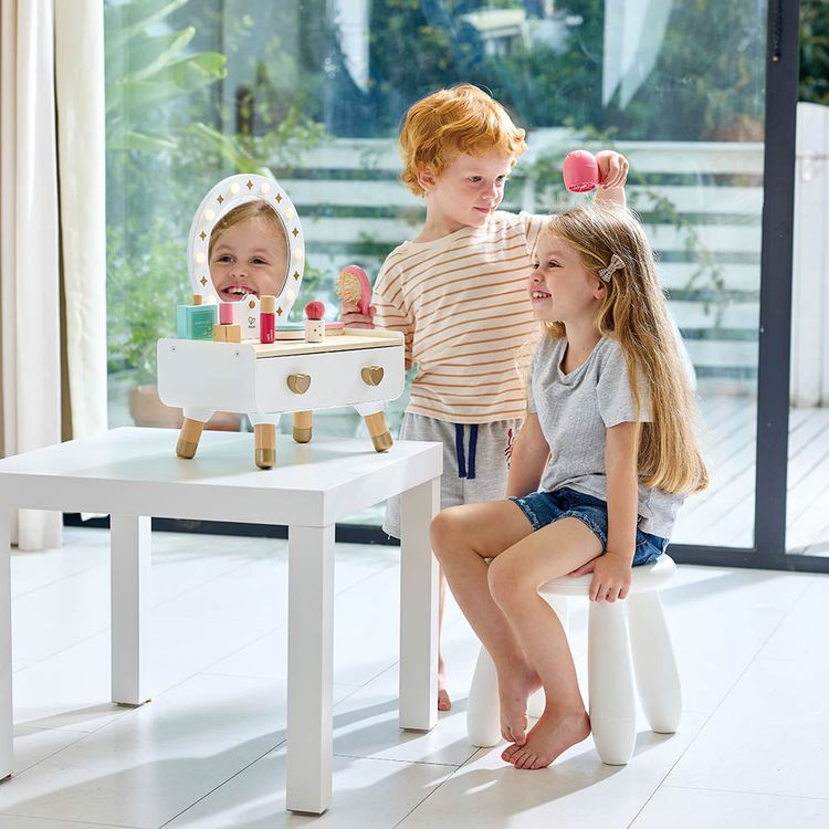 Hape - My Stylish Dressing Table - Preschool
