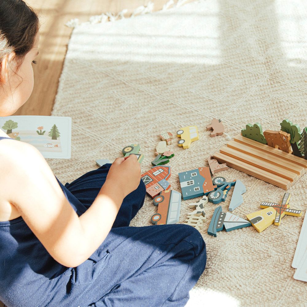 Wonder & Wise - My Town Picture Matching Game - Preschool