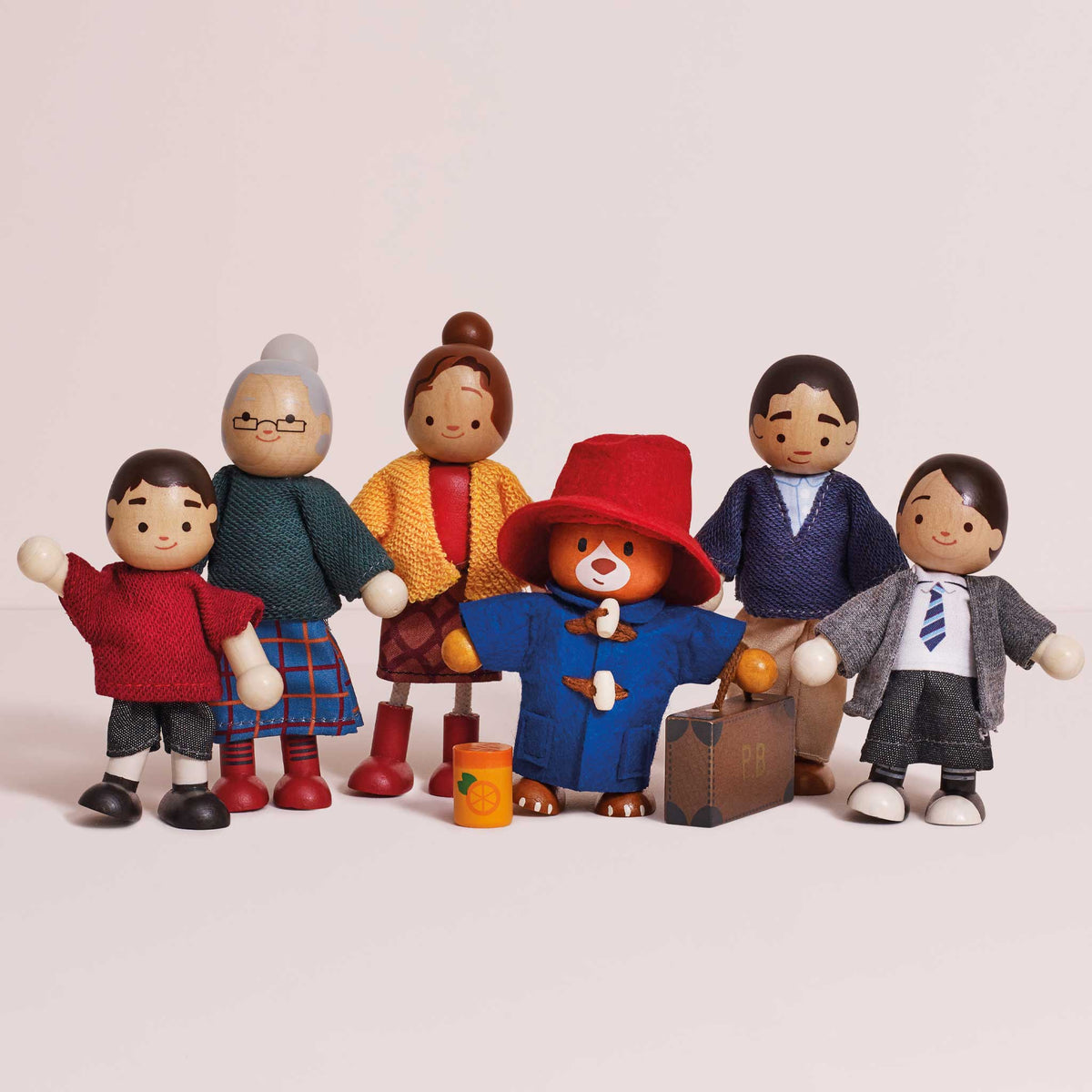Le Toy Van - Paddington and Family Doll Set - Dolls
