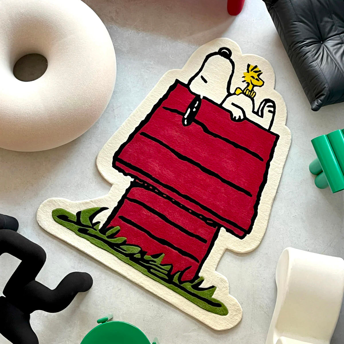 Maison Deux - Peanuts Dog House Rug - 4' x 5' - Room Decor