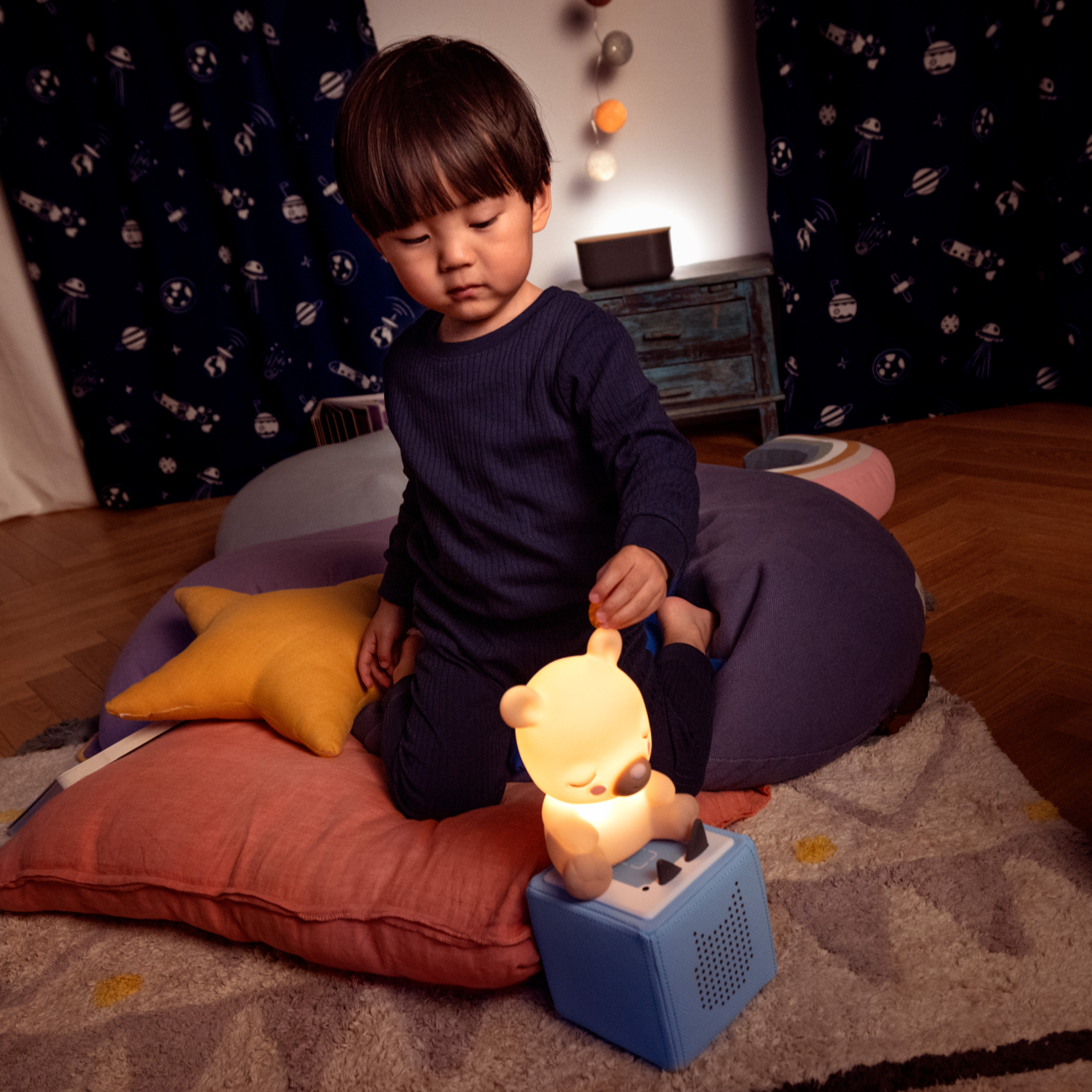 Tonies - Sleepy Friends: Sleepy Bear Night Light Tonie - Electronics