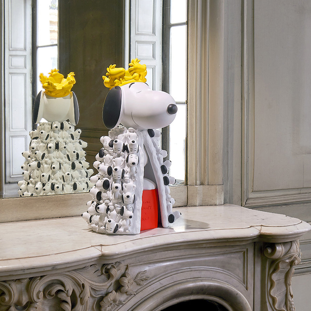 Leblon Delienne - Snoopy King Figure with Mini Snoopies on Cape & Woodstock Crown - 17" - Collectibles