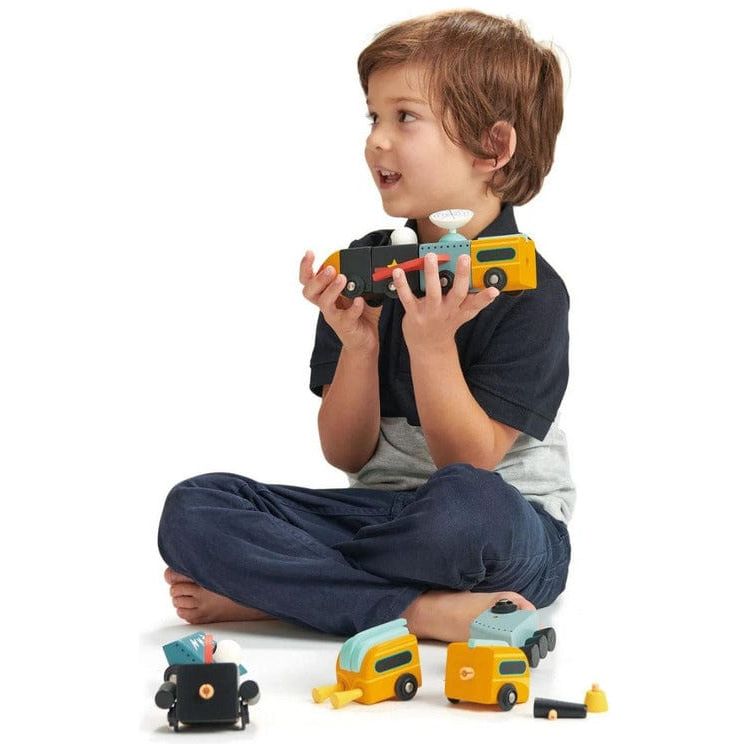 Tender Leaf Toys - Space Race - Preschool