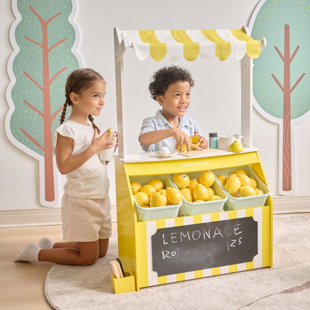 Teamson Kids - Sunny Citrus Lemonade Stand Playset with Interactive Accessories - Preschool