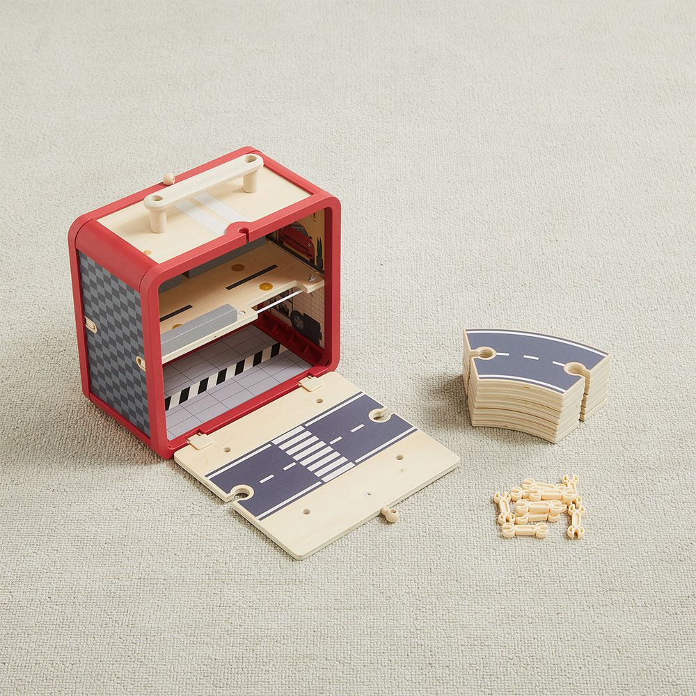 Wonder & Wise - Take With Me Garage Playset - Preschool