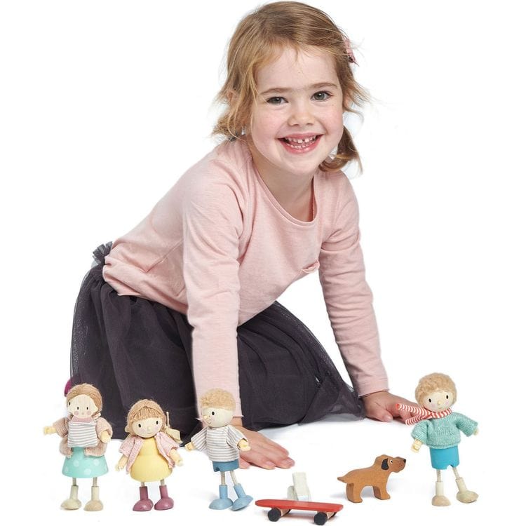 Tender Leaf Toys - The Goodwood Family Wooden Dolls - Preschool