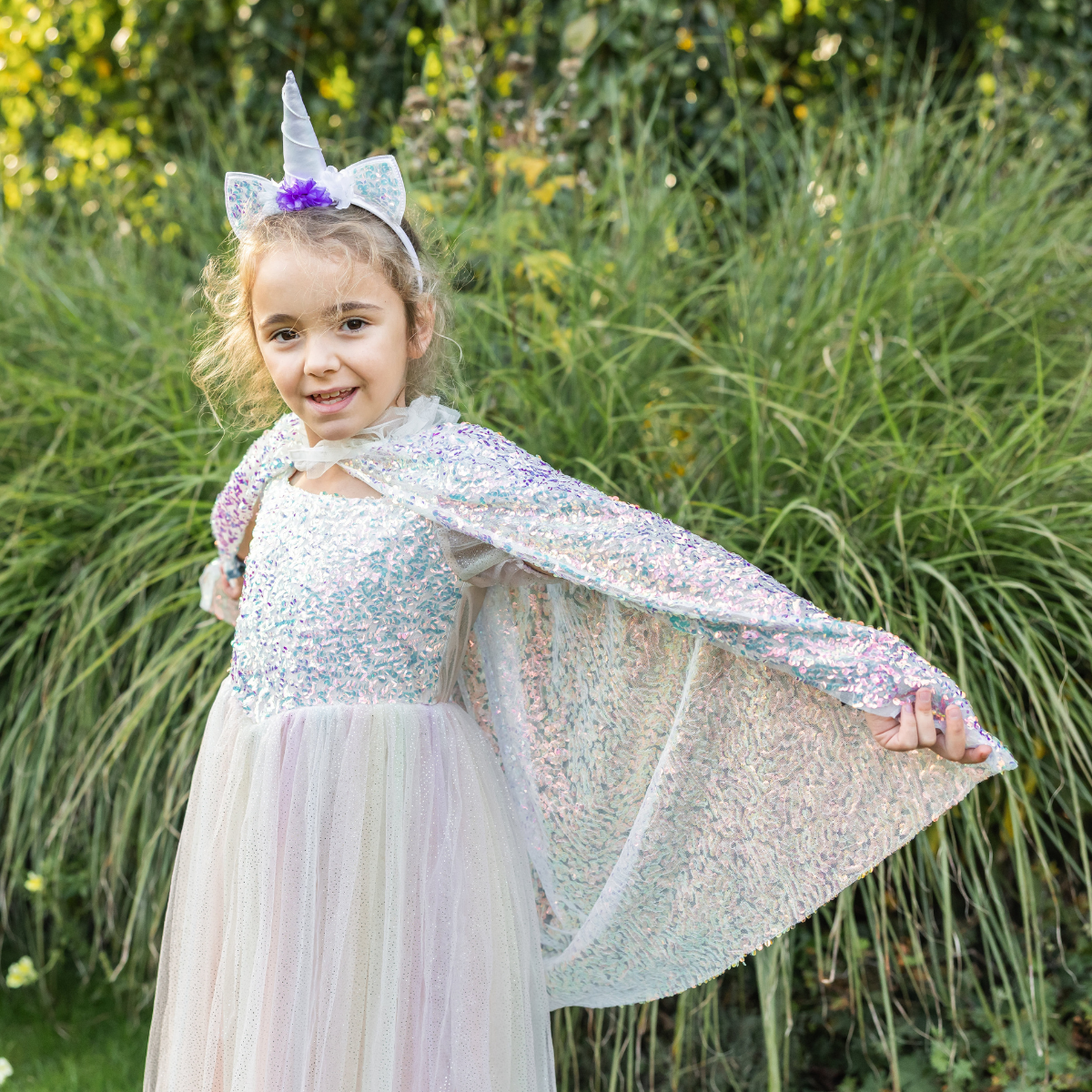 Great Pretenders - Unicorn Sparkle Cape and Headband - Size 4-6 Years - Dress up