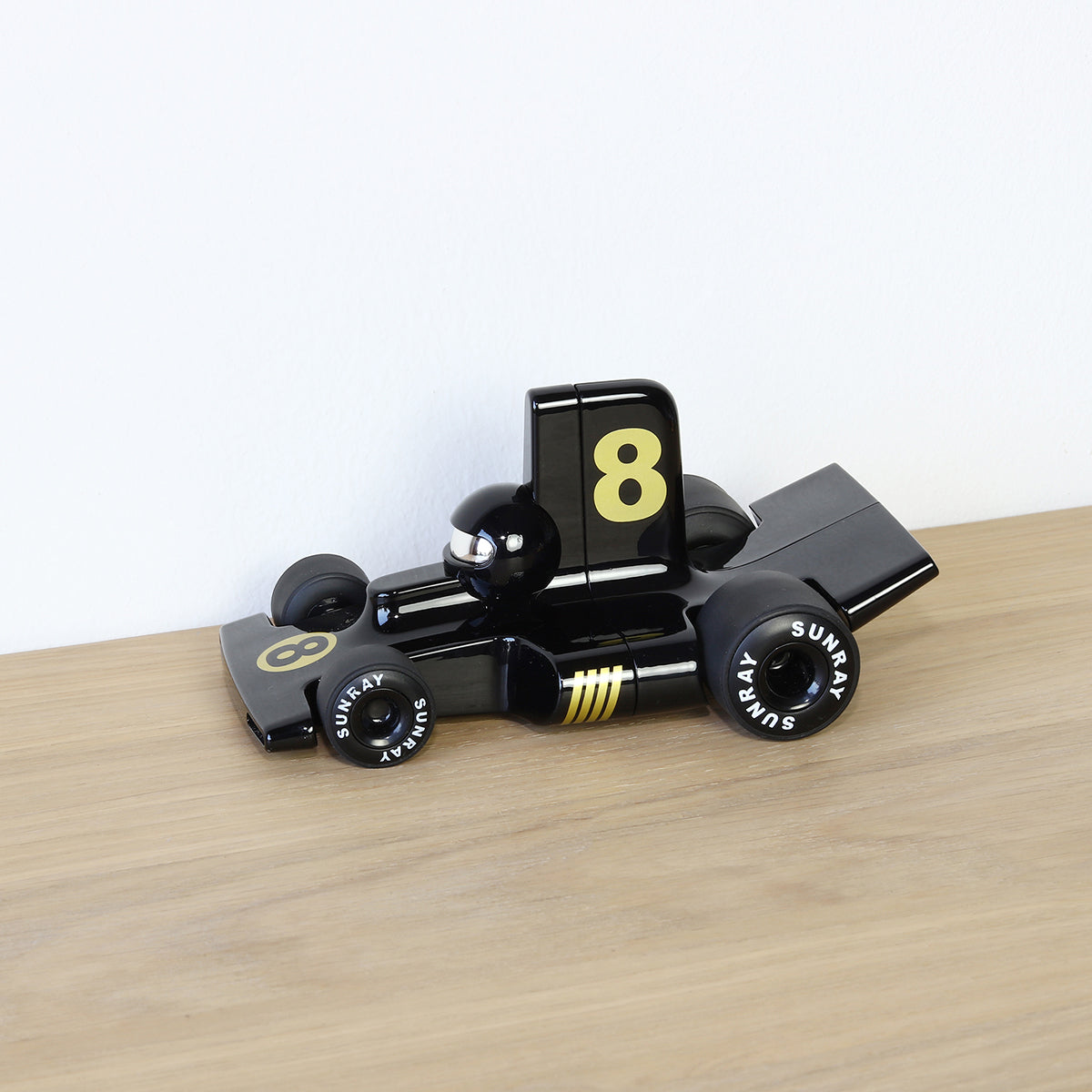 Playforever - Velocita Emilio Toy Car - Black/Gold - Vehicles