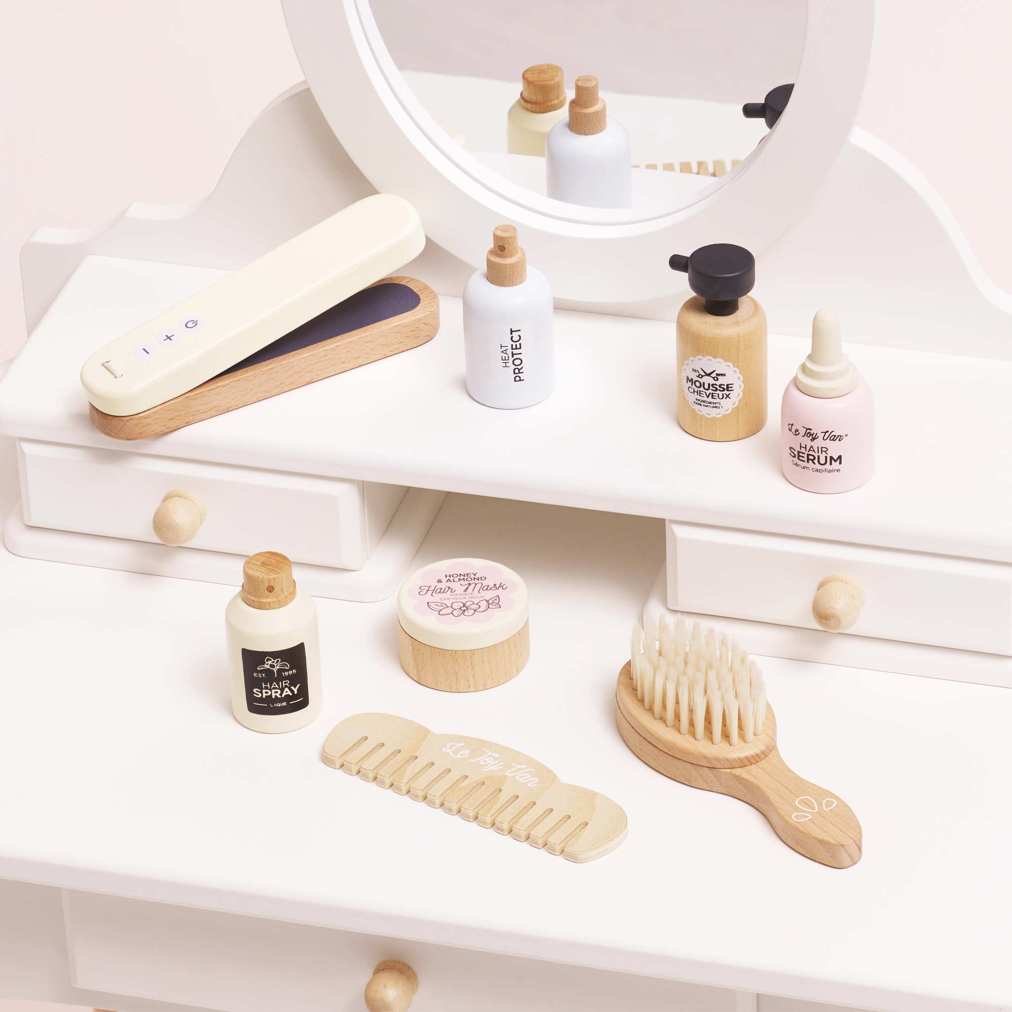 Le Toy Van - Wooden Hair Straighteners & Accessory Pretend Play Set - Preschool