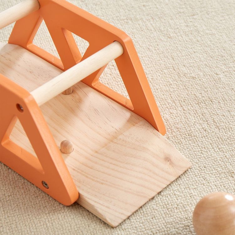 Wonder & Wise - Wooden Putt Putt Golf Set - Preschool