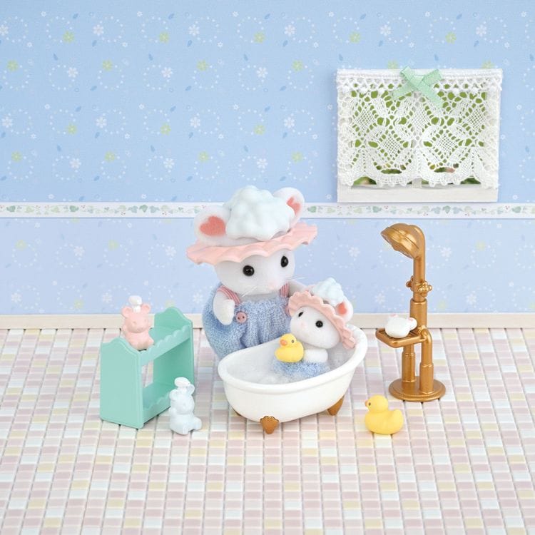 Calico Critters Collectibles Calico Critters Bath Time Bubble Siblings Playset with 2 Collectible Doll Figures