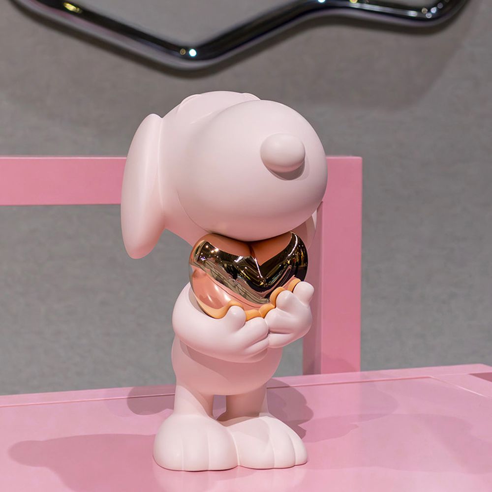 Snoopy 11" Figurine With Heart - Pastel Pink & Rose Gold