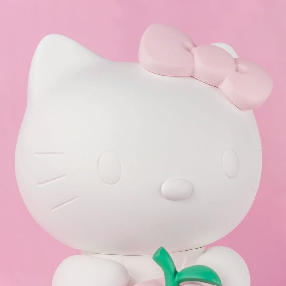 Hello Kitty Figurine with Apple - White & Pastel Pink