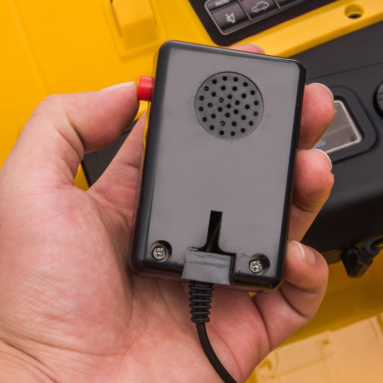 Freddo Outdoor 12V CAT Dump Truck 1-Seater Ride On - Yellow