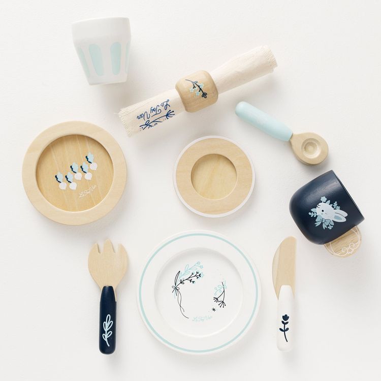 Le Toy Van Preschool Wooden Cutlery Pretend Play Dining Set