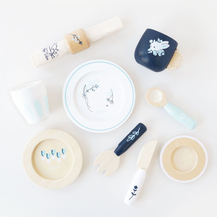 Le Toy Van Preschool Wooden Cutlery Pretend Play Dining Set