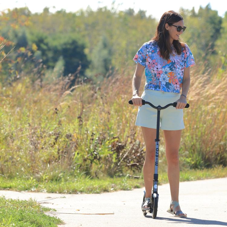 Micro Kickboard Outdoor Micro Classic Scooter - Black Neochrome