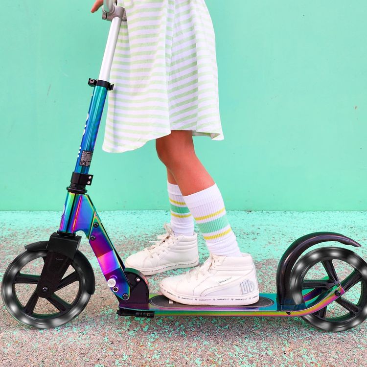 Micro Kickboard Outdoor Micro Cruiser LED Scooter - Neochrome