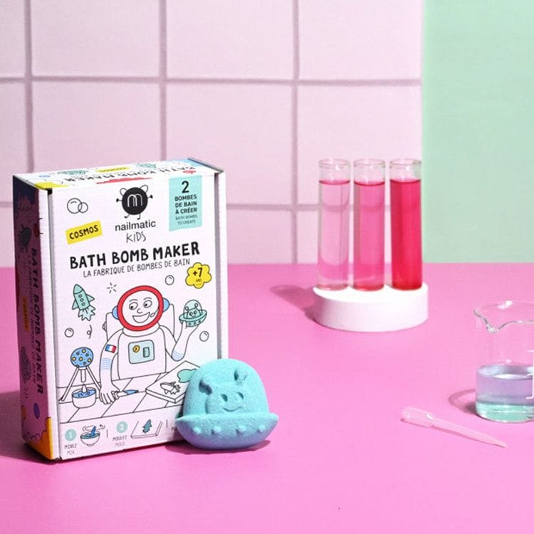 Nailmatic Trend Accessories Bath Bomb Maker Kit for Kids - Cosmo