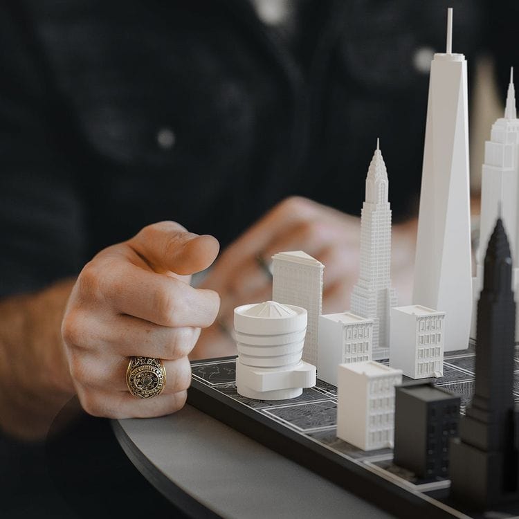 Skyline Chess Games New York City Edition Acrylic Chess Set with Wood Map Board